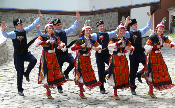 Блогът на barin :: Особености на народните носии от Тракийската фолклорна  област